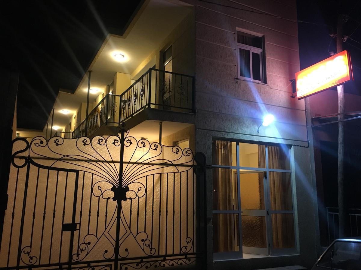 Cheers Bed & Breakfast Addis Abeba Exteriér fotografie